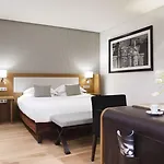 Hotel Le Six Paris