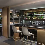 Hotel Le Six Paris