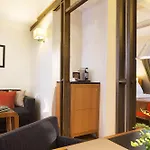 Hotel Le Six Paris