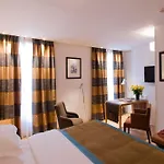 Le Six Hotel Paris