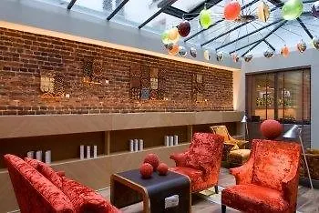 Hotel Le Six Parigi
