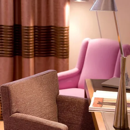 Hotel Le Six Parigi