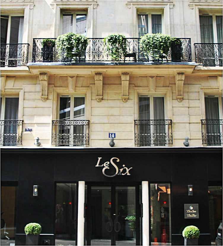 Le Six Hotel 4*